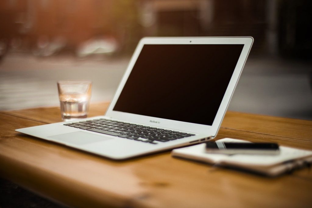 What Can a Chatbot Do for Your eCommerce Website
