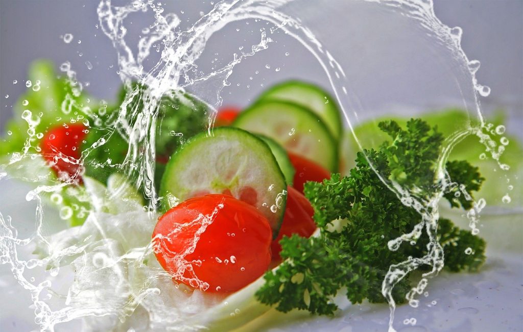 Sustainable Dining: How the Food and Drinks Market Is Becoming Eco-Friendly