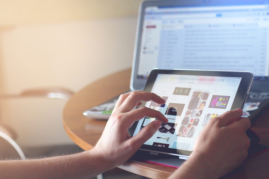 Digital Detoxing: How to Break Up with Technologies as a Family