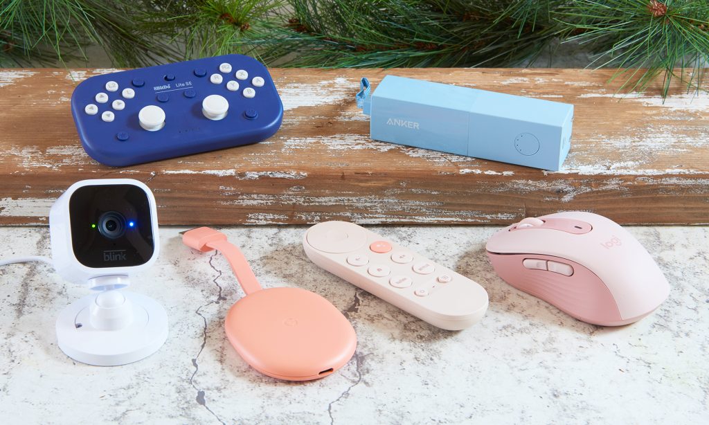 Stocking stuffers for tech gifts under $50 in 2022