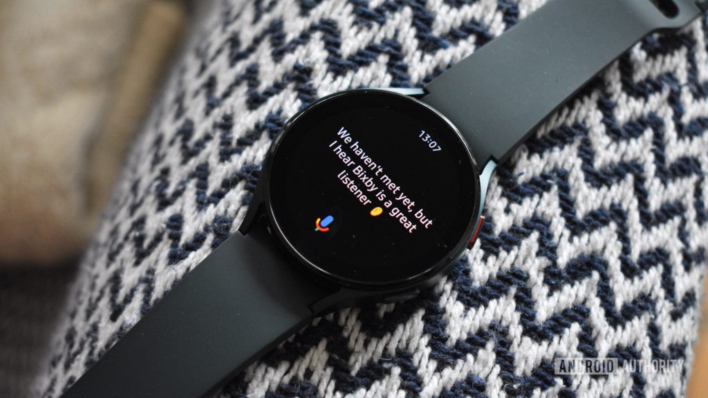 Samsung Galaxy Watch 4 receives an update to fix a build issue