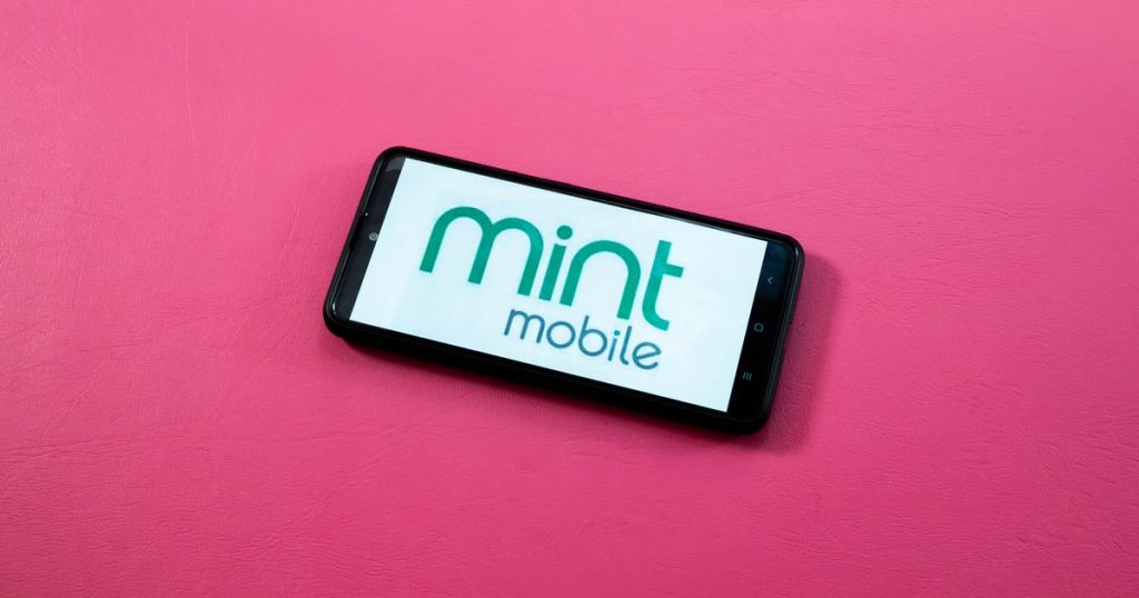 This Mint Mobile Cyber Monday deal gets you 3 months of free service