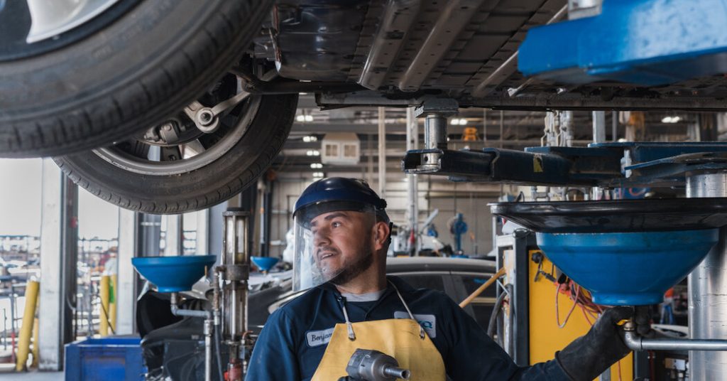 Electric cars are gaining popularity, but when will batteries recycling catch up?