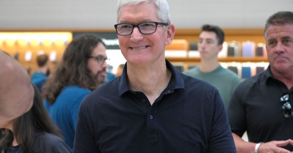 Tim Cook was recommended to take a 35 million salary cut