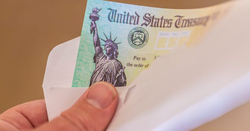 Social Security 2023: Here’s what you can expect from your paycheck