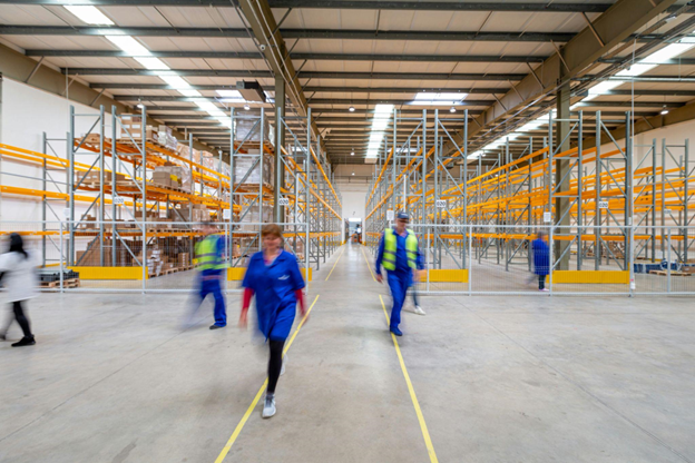 How Does Hik-Connect Team Mode Help Chain Stores?