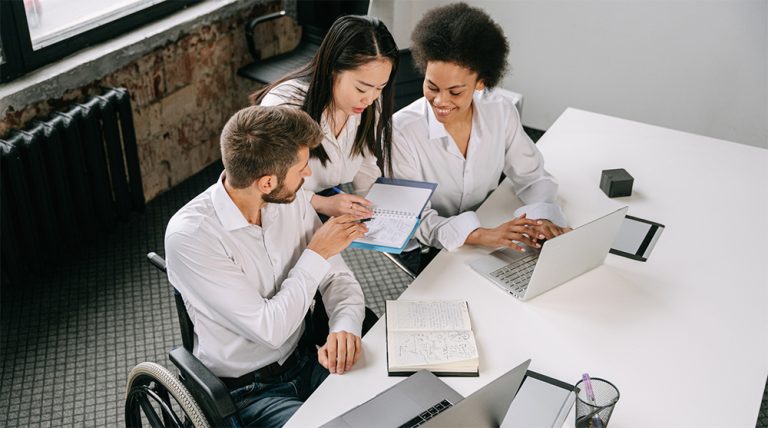 How Financial Wellbeing at Work Shapes Employee Performance