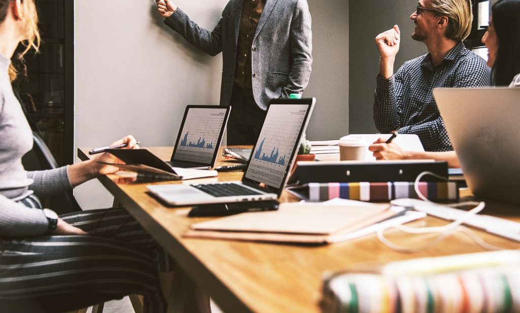 How Product Teams Evaluate External Public-Record Data Sources